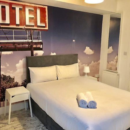 Bunk Boutique Hostel גלוואיי מראה חיצוני תמונה