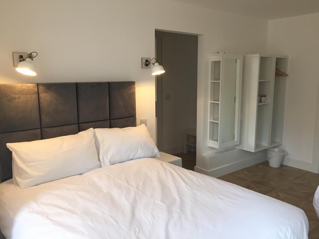 Bunk Boutique Hostel גלוואיי חדר תמונה